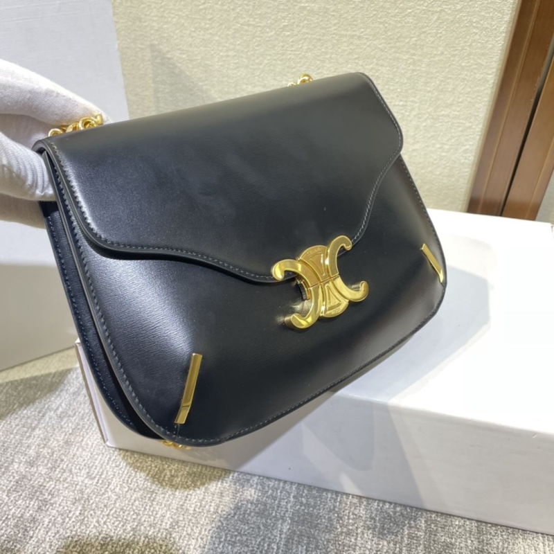Ce1i*e triomphe bags